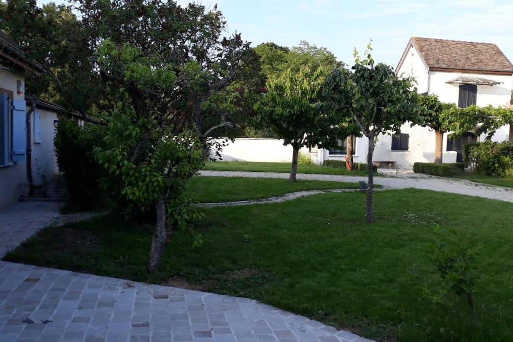 Les Annexes Villa Verdun-sur-le-Doubs Exterior photo